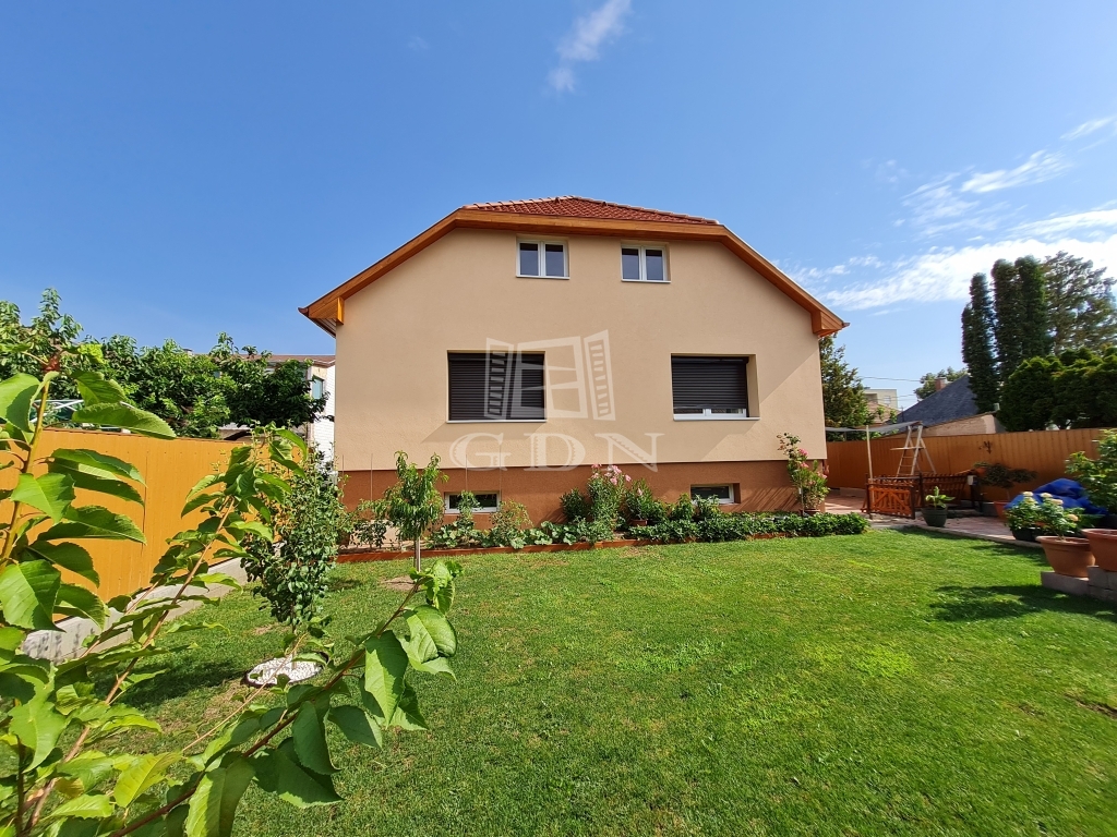 For sale Pécel Family House